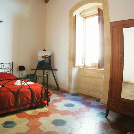 Tra Gli Archi Bed & Breakfast Taranto Luaran gambar