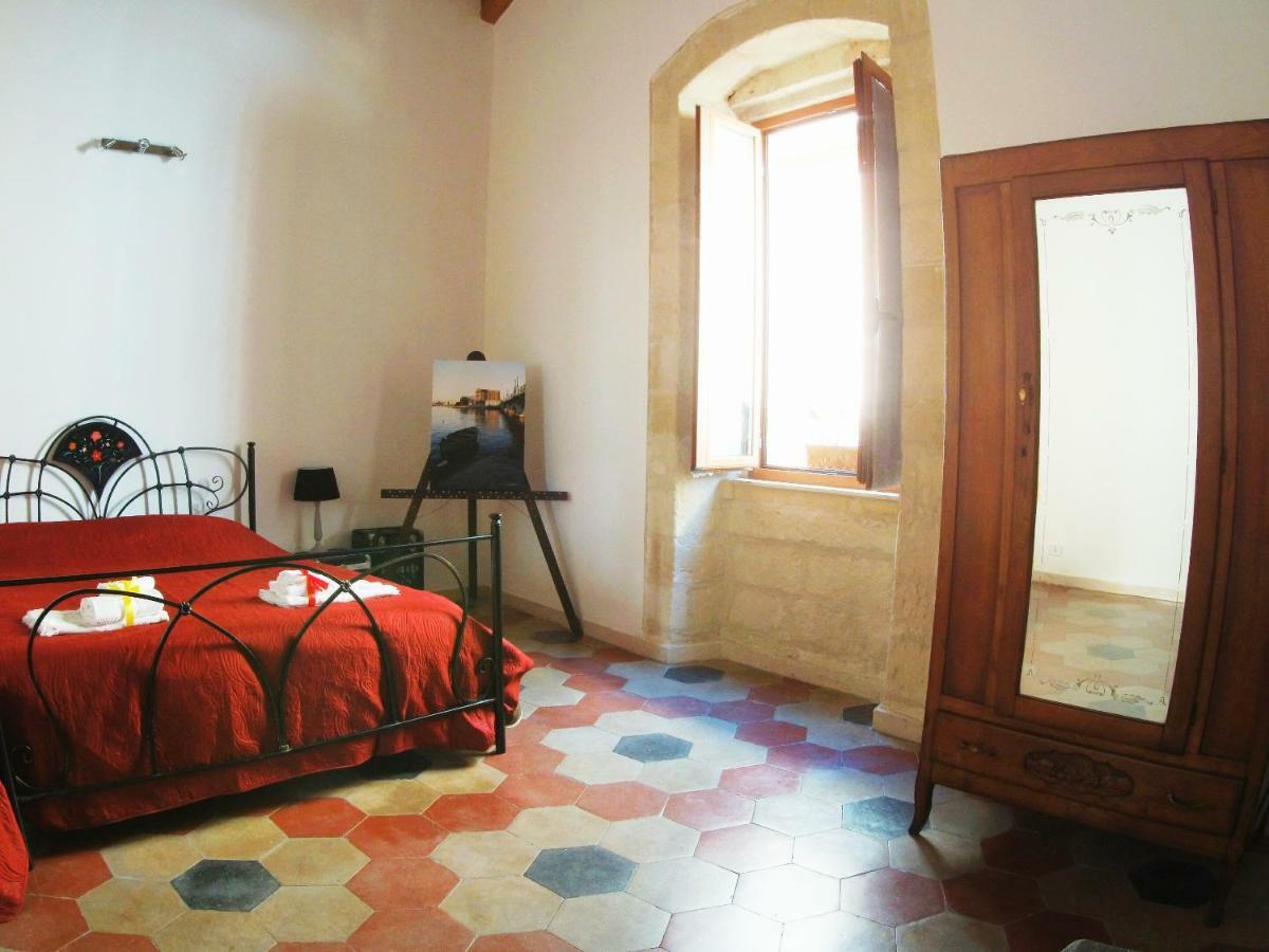 Tra Gli Archi Bed & Breakfast Taranto Luaran gambar