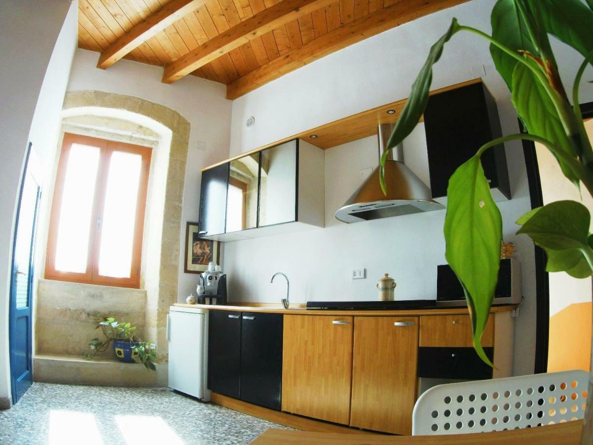 Tra Gli Archi Bed & Breakfast Taranto Luaran gambar